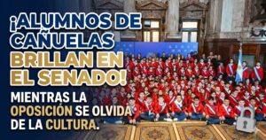 Alumnos de Cañuelas realizando la promesa a la bandera en el Senado Nacional